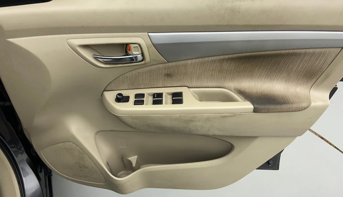 2015 Maruti Ertiga VXI, Petrol, Manual, 89,315 km, Driver Side Door Panels Control