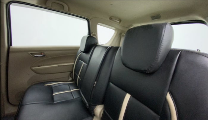 2015 Maruti Ertiga VXI, Petrol, Manual, 89,315 km, Right Side Rear Door Cabin