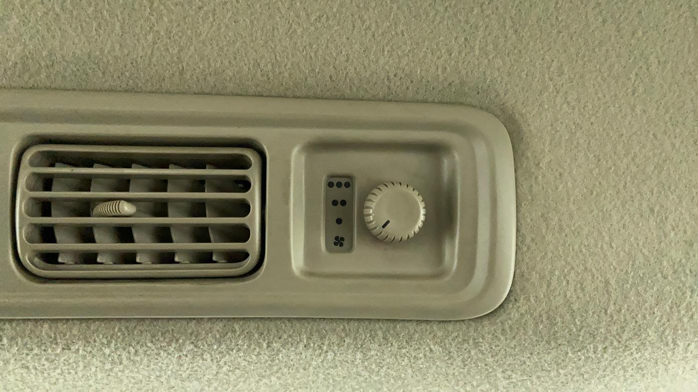 2015 Maruti Ertiga VXI, Petrol, Manual, 89,315 km, Rear AC Temperature Control