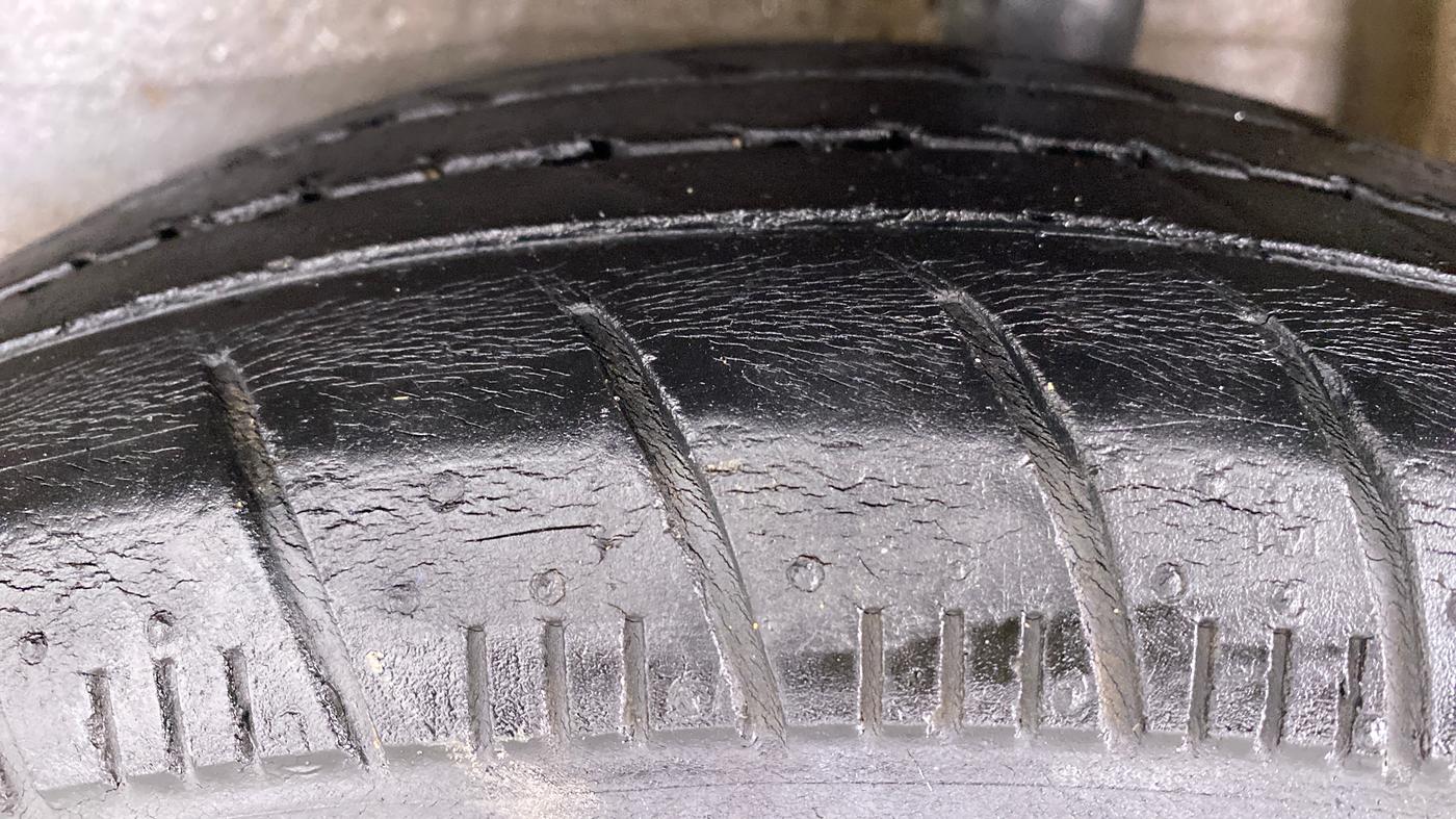 2017 Maruti Celerio ZXI AMT, Petrol, Automatic, 59,115 km, Left Rear Tyre Tread