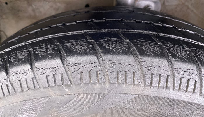 2017 Maruti Celerio ZXI AMT, Petrol, Automatic, 59,115 km, Left Front Tyre Tread