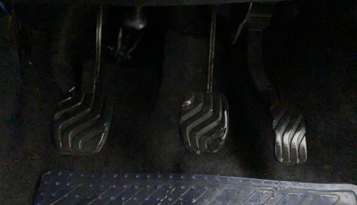 2023 Renault Kwid RXL 1.0 (O), Petrol, Manual, 3,068 km, Pedals