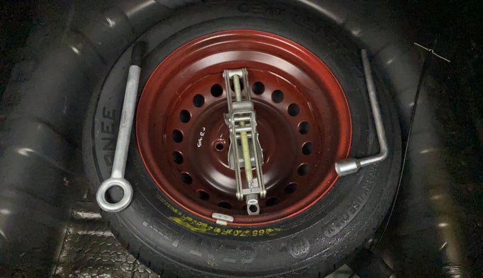 2023 Renault Kwid RXL 1.0 (O), Petrol, Manual, 3,068 km, Spare Tyre