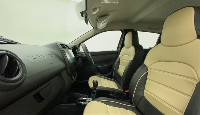 2023 Renault Kwid RXL 1.0 (O), Petrol, Manual, 3,068 km, Right Side Front Door Cabin