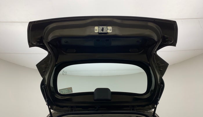 2023 Renault Kwid RXL 1.0 (O), Petrol, Manual, 3,068 km, Boot Door Open