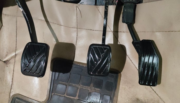 2021 Maruti Ertiga VXI CNG, CNG, Manual, 66,315 km, Pedals