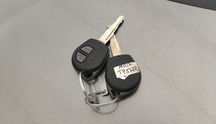 2021 Maruti Ertiga VXI CNG, CNG, Manual, 66,315 km, Key Close Up