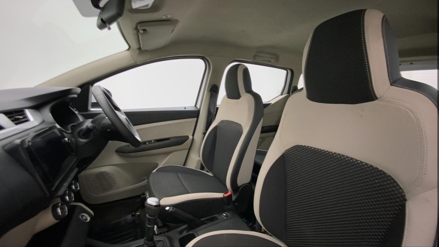 2019 Renault TRIBER RXZ, Petrol, Manual, 19,719 km, Right Side Front Door Cabin