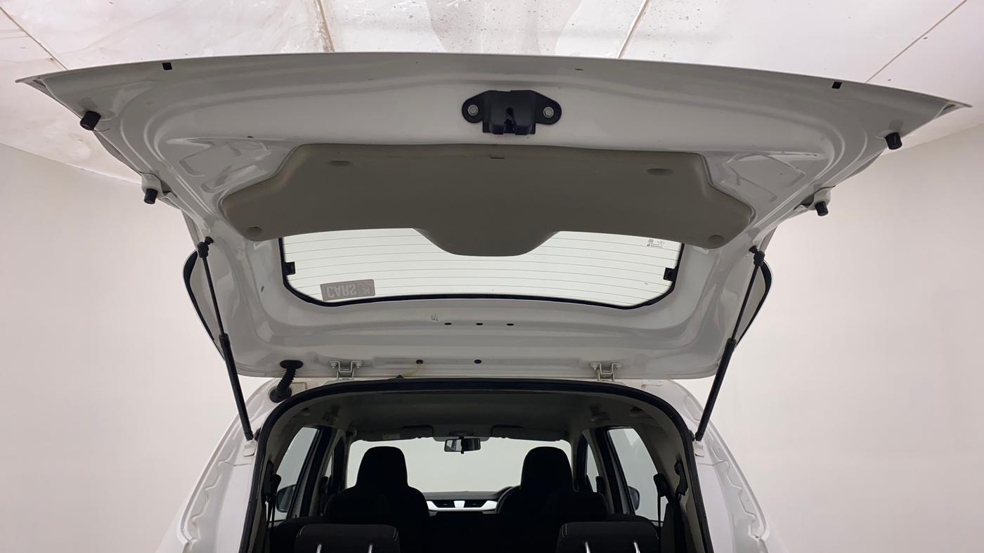 2019 Renault TRIBER RXZ, Petrol, Manual, 19,719 km, Boot Door Open