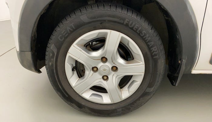 2019 Renault TRIBER RXZ, Petrol, Manual, 19,719 km, Left Front Wheel