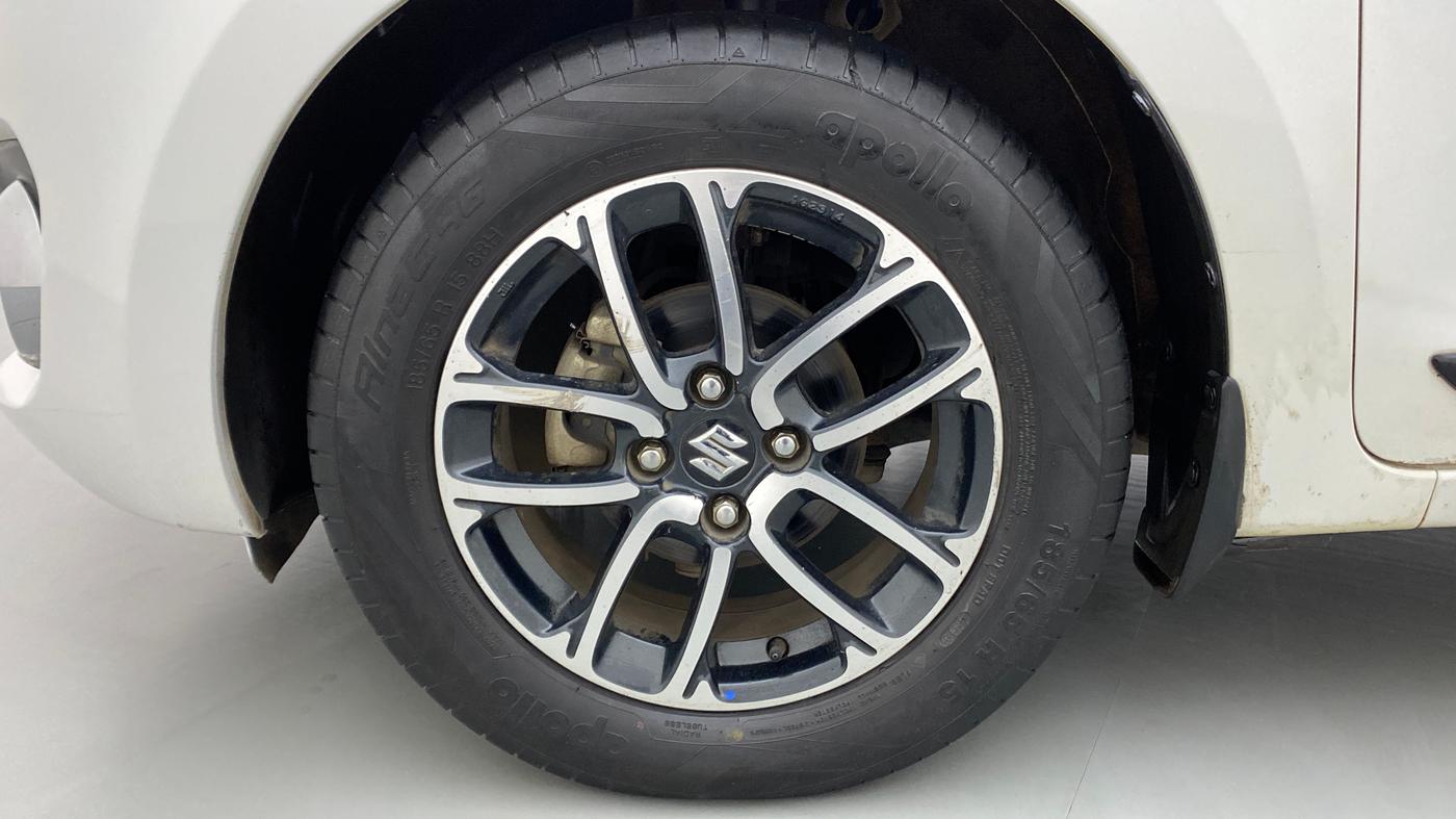 2020 Maruti Swift ZXI+, Petrol, Manual, 24,368 km, Left Front Wheel