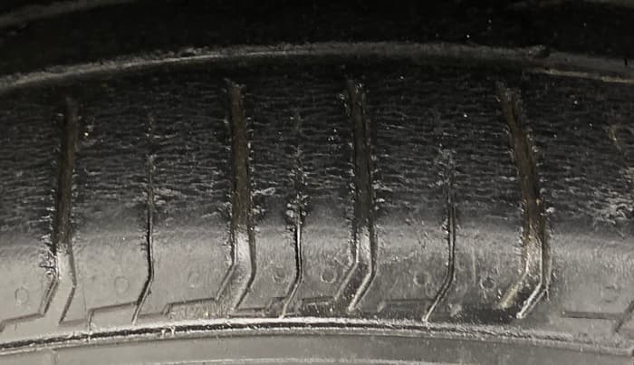 2018 Maruti S Cross ALPHA 1.3, Diesel, Manual, 1,22,381 km, Left Front Tyre Tread