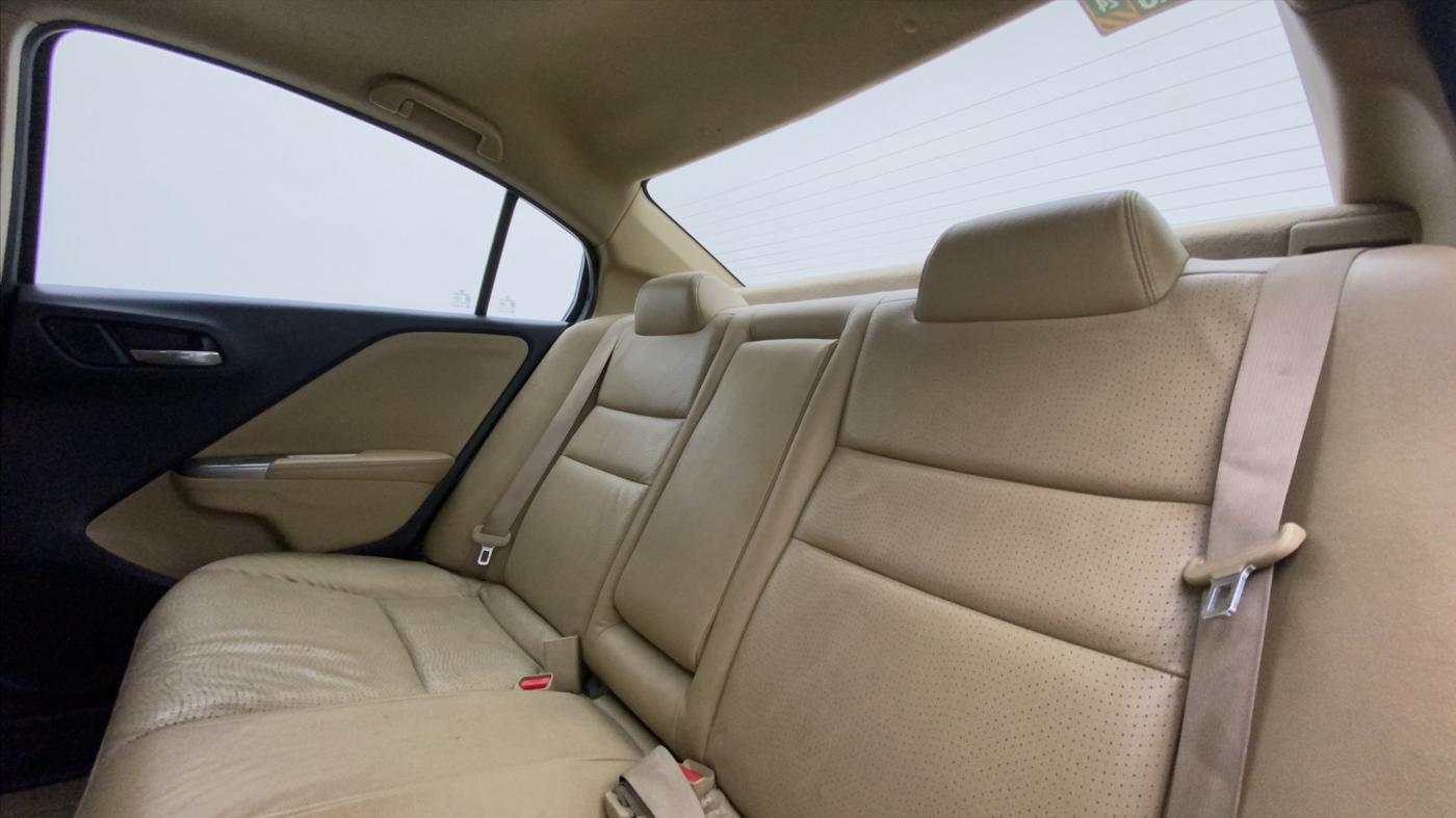 2015 Honda City 1.5L I-VTEC VX CVT, Petrol, Automatic, 93,774 km, Right Side Rear Door Cabin