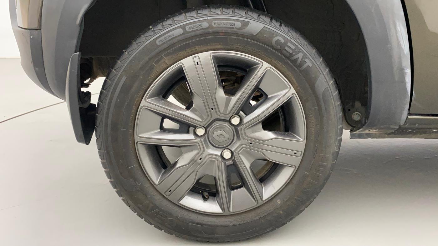 2019 Renault Kwid CLIMBER 1.0 AMT (O), Petrol, Automatic, 14,905 km, Right Rear Wheel