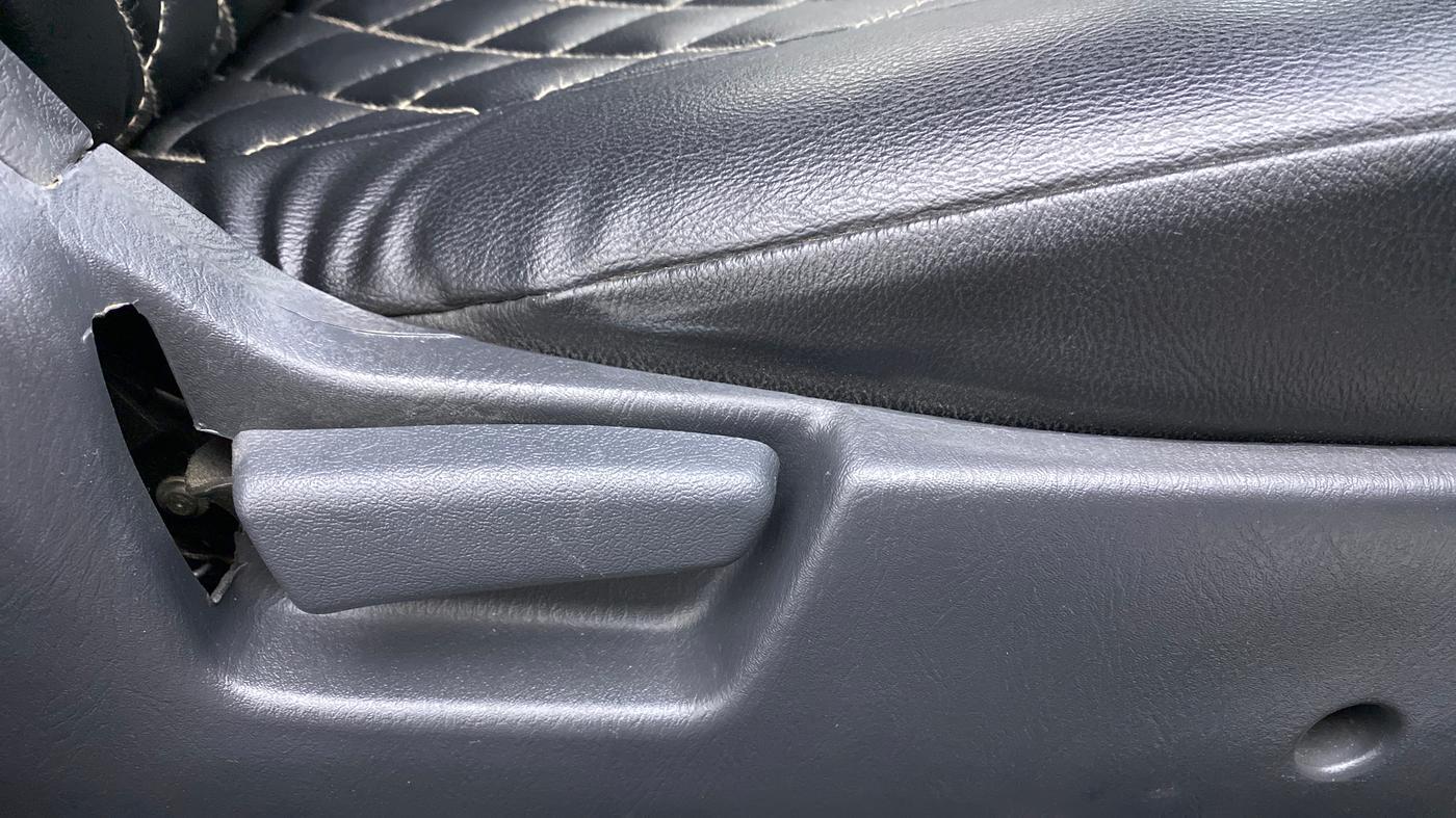 2018 Maruti Alto K10 VXI, Petrol, Manual, 16,711 km, Driver Side Adjustment Panel