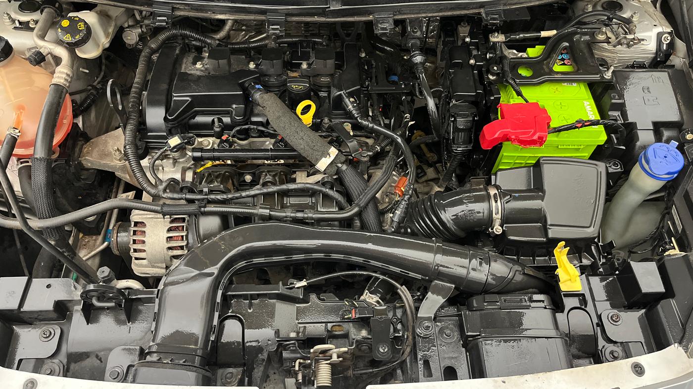 2019 Ford New Figo TITANIUM BLU 1.2 PETROL, Petrol, Manual, 82,960 km, Engine View