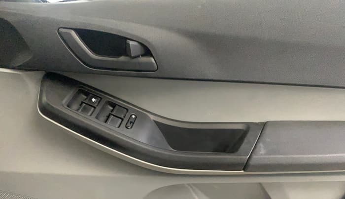 2021 Tata Tiago XT PETROL, Petrol, Manual, 66,543 km, Driver Side Door Panels Control