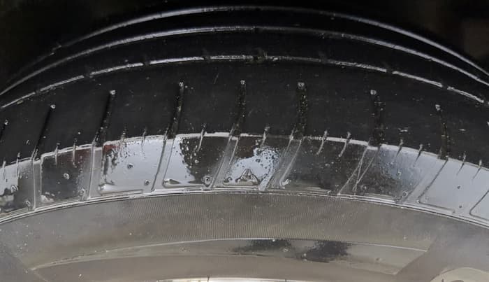 2022 Tata Harrier XZA PLUS 2.0L, Diesel, Automatic, 73,746 km, Right Front Tyre Tread