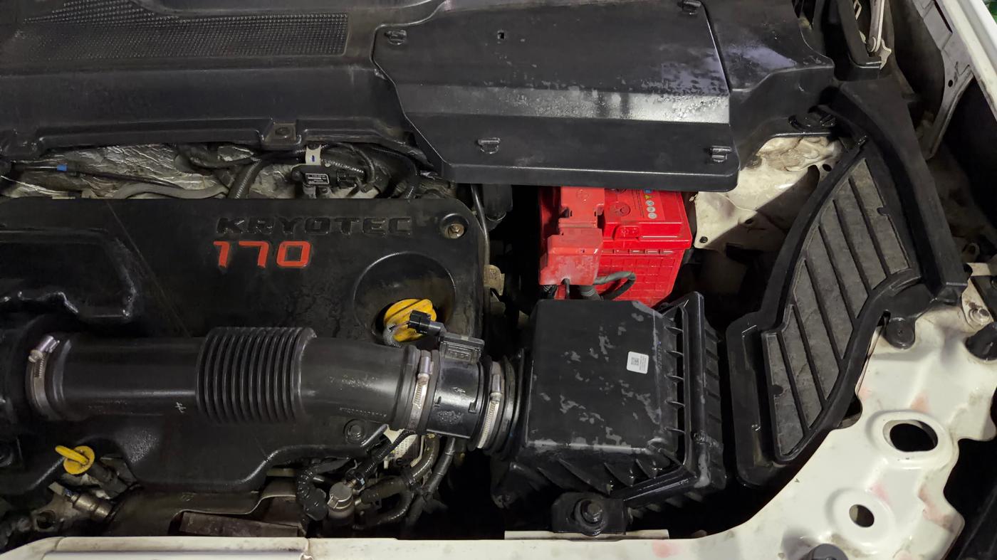2022 Tata Harrier XZA PLUS 2.0L, Diesel, Automatic, 75,000 km, Engine View - Left