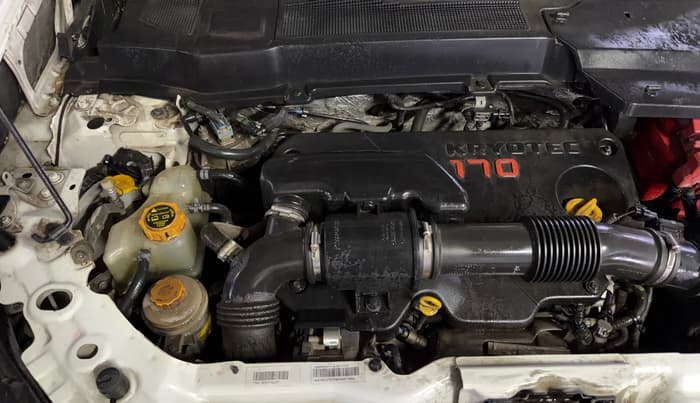 2022 Tata Harrier XZA PLUS 2.0L, Diesel, Automatic, 73,746 km, Engine View - Right
