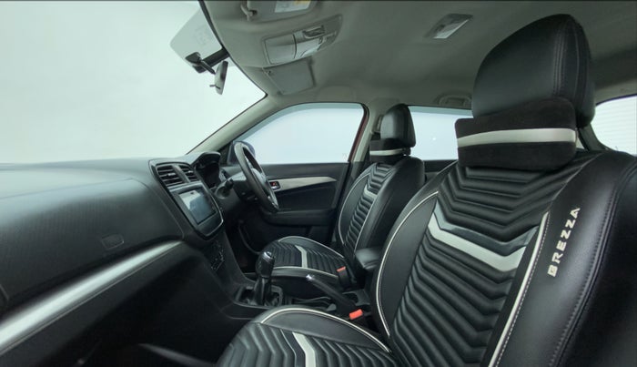 2018 Maruti Vitara Brezza ZDI PLUS, Diesel, Manual, 57,593 km, Right Side Front Door Cabin