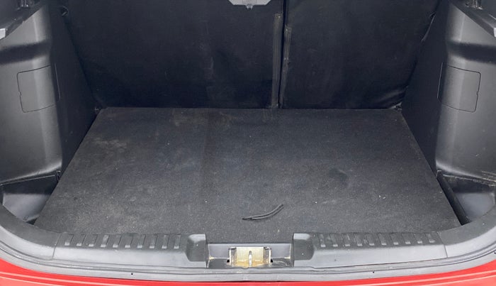 2018 Maruti Vitara Brezza ZDI PLUS, Diesel, Manual, 57,593 km, Boot Inside