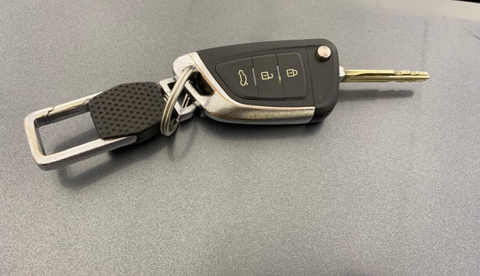 2013 Hyundai Grand i10 MAGNA 1.2 KAPPA VTVT, Petrol, Manual, 87,563 km, Key Close Up