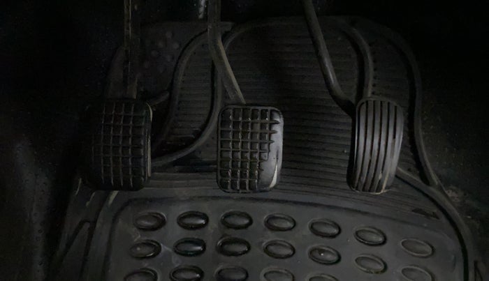 2017 Tata Tiago XZ PETROL, Petrol, Manual, 91,249 km, Pedals