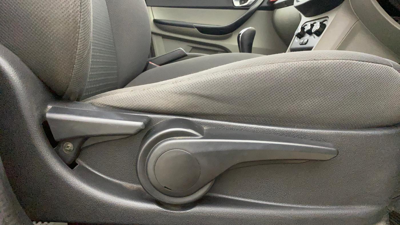 2017 Tata Tiago XZ PETROL, Petrol, Manual, 91,249 km, Driver Side Adjustment Panel