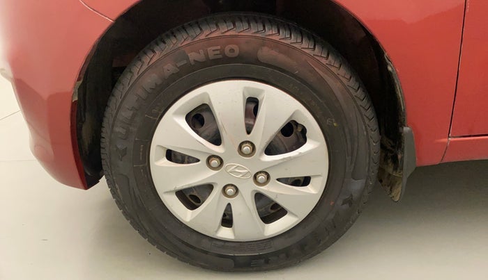 2013 Hyundai i10 MAGNA 1.1, Petrol, Manual, 33,115 km, Left Front Wheel
