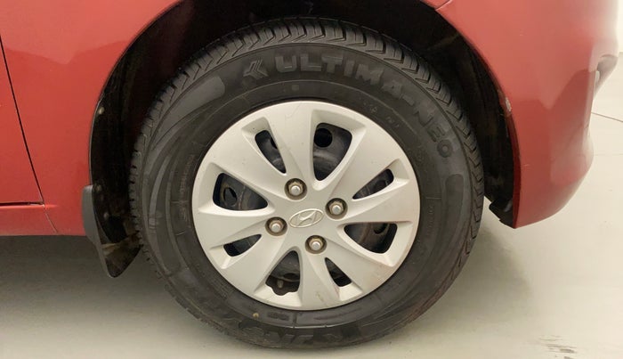 2013 Hyundai i10 MAGNA 1.1, Petrol, Manual, 33,115 km, Right Front Wheel