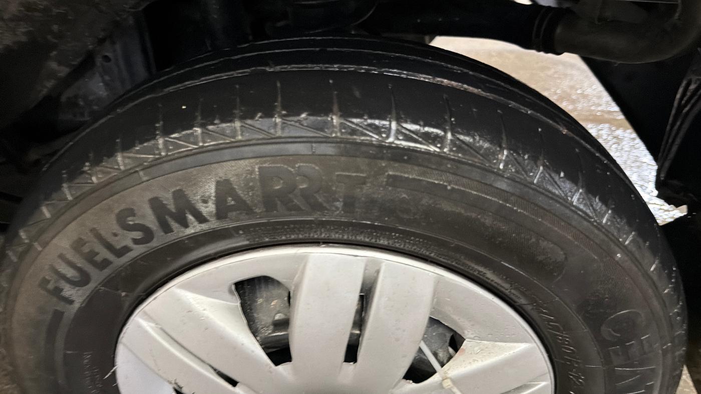 2022 Maruti Alto LXI O, Petrol, Manual, 44,971 km, Left Rear Tyre Tread