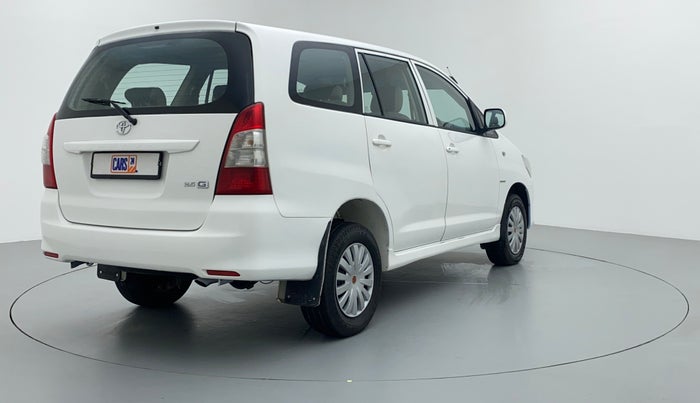 2012 Toyota Innova 2.5 GX 8 STR BS IV, Diesel, Manual, 2,02,398 km, Right Back Diagonal