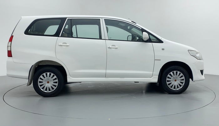 2012 Toyota Innova 2.5 GX 8 STR BS IV, Diesel, Manual, 2,02,398 km, Right Side