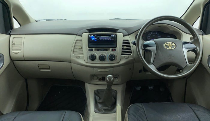 2012 Toyota Innova 2.5 GX 8 STR BS IV, Diesel, Manual, 2,02,398 km, Dashboard