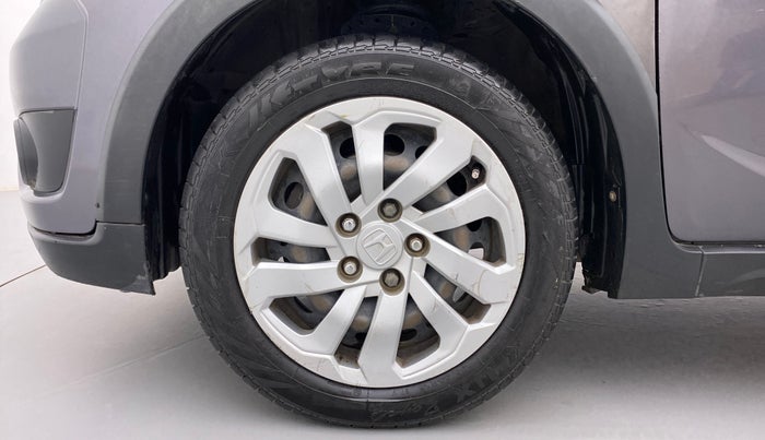 2017 Honda BR-V 1.5L I- DTEC S, Diesel, Manual, 1,18,052 km, Left Front Wheel