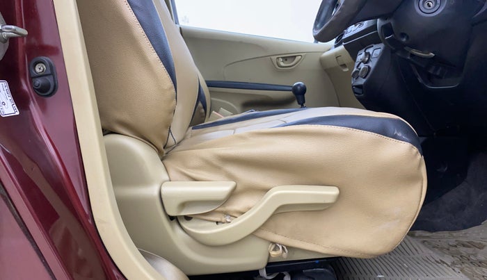 2015 Honda Amaze 1.2L I-VTEC S, Petrol, Manual, 1,23,085 km, Driver Side Adjustment Panel