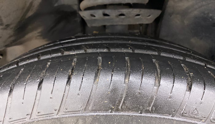 2021 Tata Harrier XZA PLUS 2.0L, Diesel, Automatic, 97,552 km, Left Front Tyre Tread