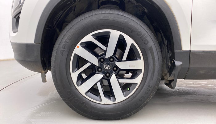 2021 Tata Harrier XZA PLUS 2.0L, Diesel, Automatic, 97,552 km, Left Front Wheel