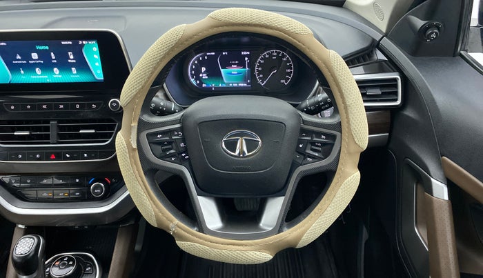 2021 Tata Harrier XZA PLUS 2.0L, Diesel, Automatic, 97,552 km, Steering Wheel Close Up