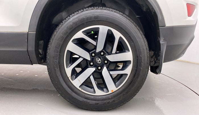 2021 Tata Harrier XZA PLUS 2.0L, Diesel, Automatic, 97,552 km, Left Rear Wheel