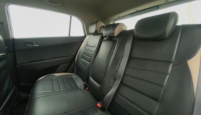 2017 Hyundai Creta SX PLUS AT 1.6 PETROL, Petrol, Automatic, 59,609 km, Right Side Rear Door Cabin