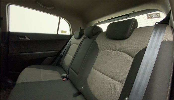 2016 Hyundai Creta SX PLUS AT 1.6 PETROL, Petrol, Automatic, 78,838 km, Right Side Rear Door Cabin