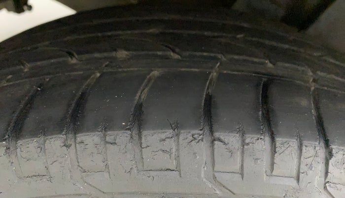 2016 Hyundai Creta SX PLUS AT 1.6 PETROL, Petrol, Automatic, 78,838 km, Right Rear Tyre Tread
