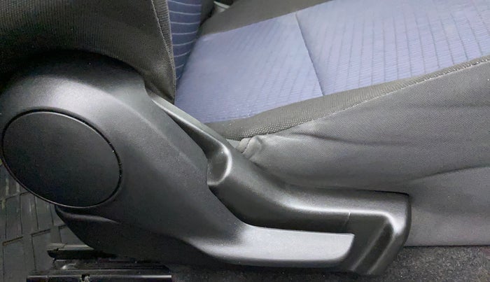 2021 Maruti Baleno DELTA PETROL 1.2, Petrol, Manual, 30,949 km, Driver Side Adjustment Panel