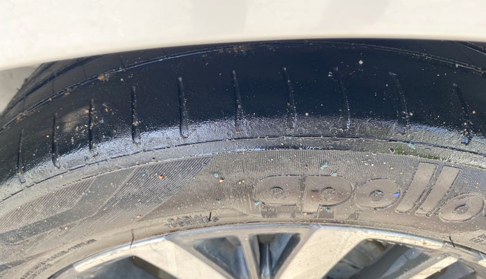 2019 Honda City 1.5L I-VTEC ZX CVT, CNG, Automatic, 1,11,730 km, Left Rear Tyre Tread