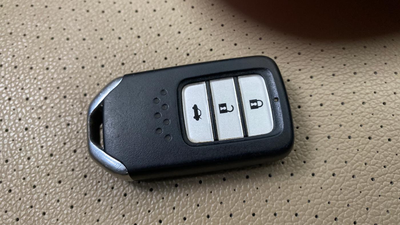 2019 Honda City 1.5L I-VTEC ZX CVT, CNG, Automatic, 1,12,379 km, Key Close Up