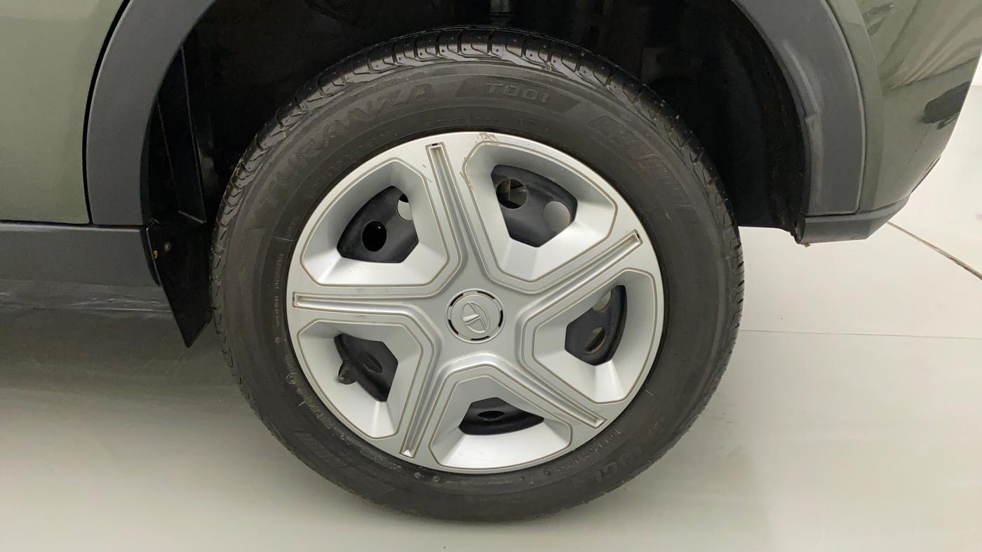 2021 Tata NEXON XZ PETROL, Petrol, Manual, 2,852 km, Left Rear Wheel