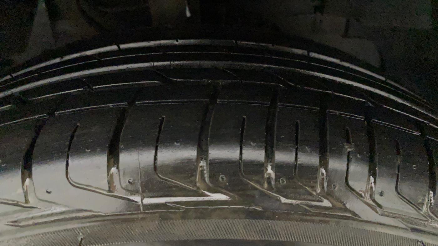 2021 Tata NEXON XZ PETROL, Petrol, Manual, 2,852 km, Right Front Tyre Tread