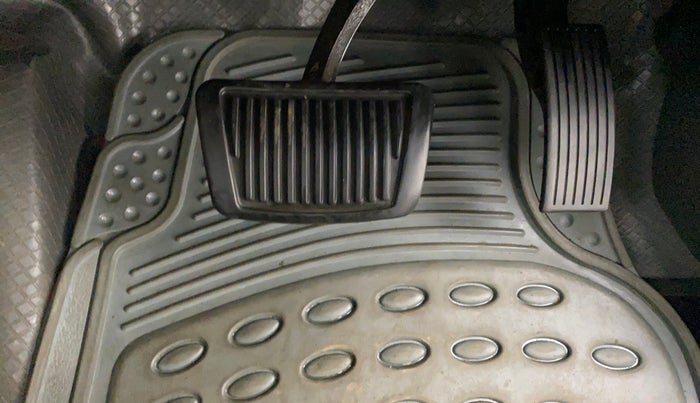 2021 Hyundai GRAND I10 NIOS ASTA AMT 1.2 KAPPA VTVT, Petrol, Automatic, 32,804 km, Pedals